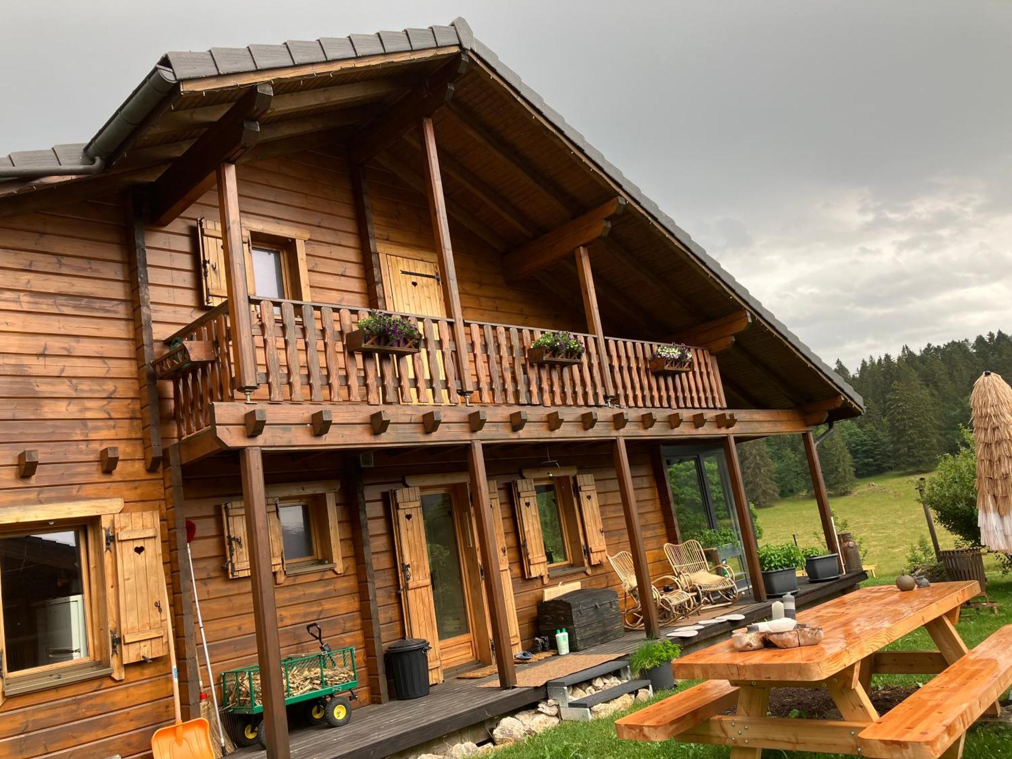 Les Savagnieres - Homestay Saint-Imier